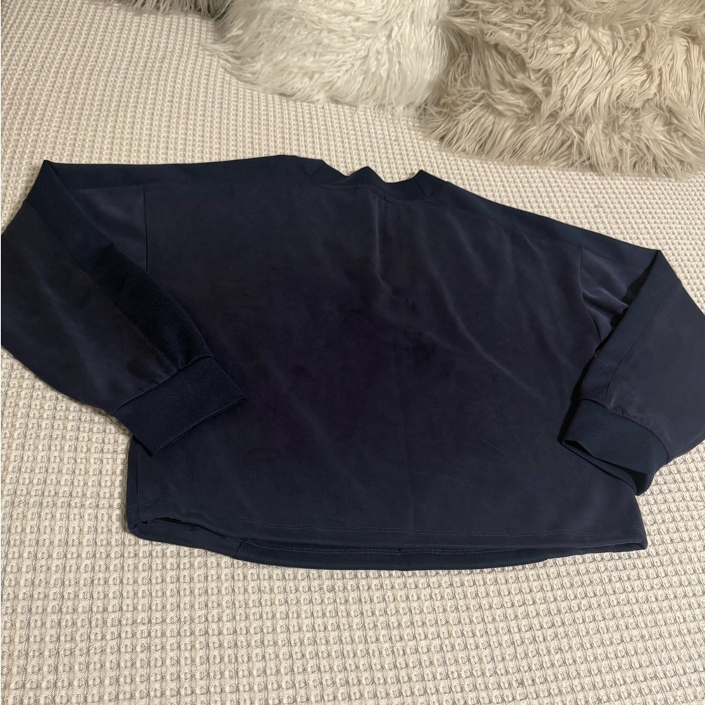 Evereve Deep Blue V-Neck Top - Picture 9 of 9